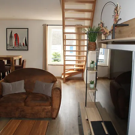 Apartment Centre Village