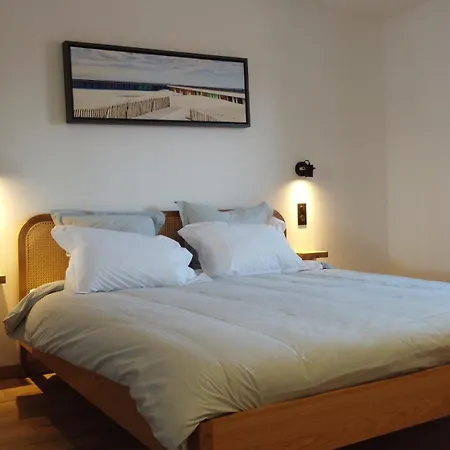 Centre Village Apartment